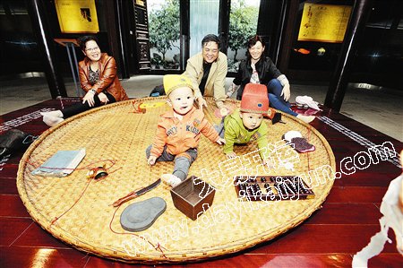 抓周民俗民俗讲究八字预测大易开运